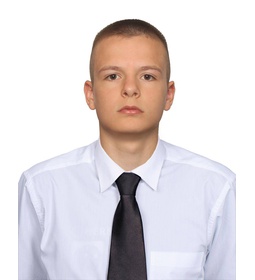 Мирошниченко Артем Сергеевич